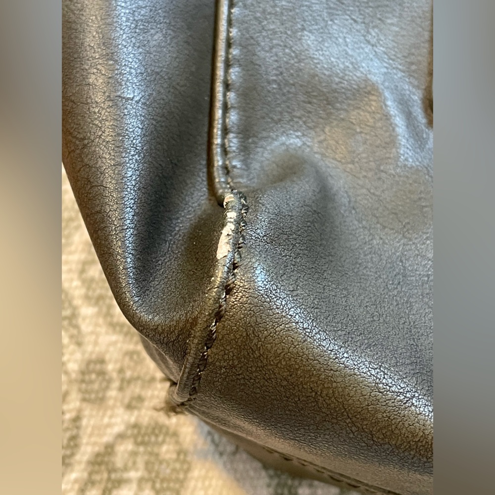 Universal Thread Green Shoulder Bag - image 3